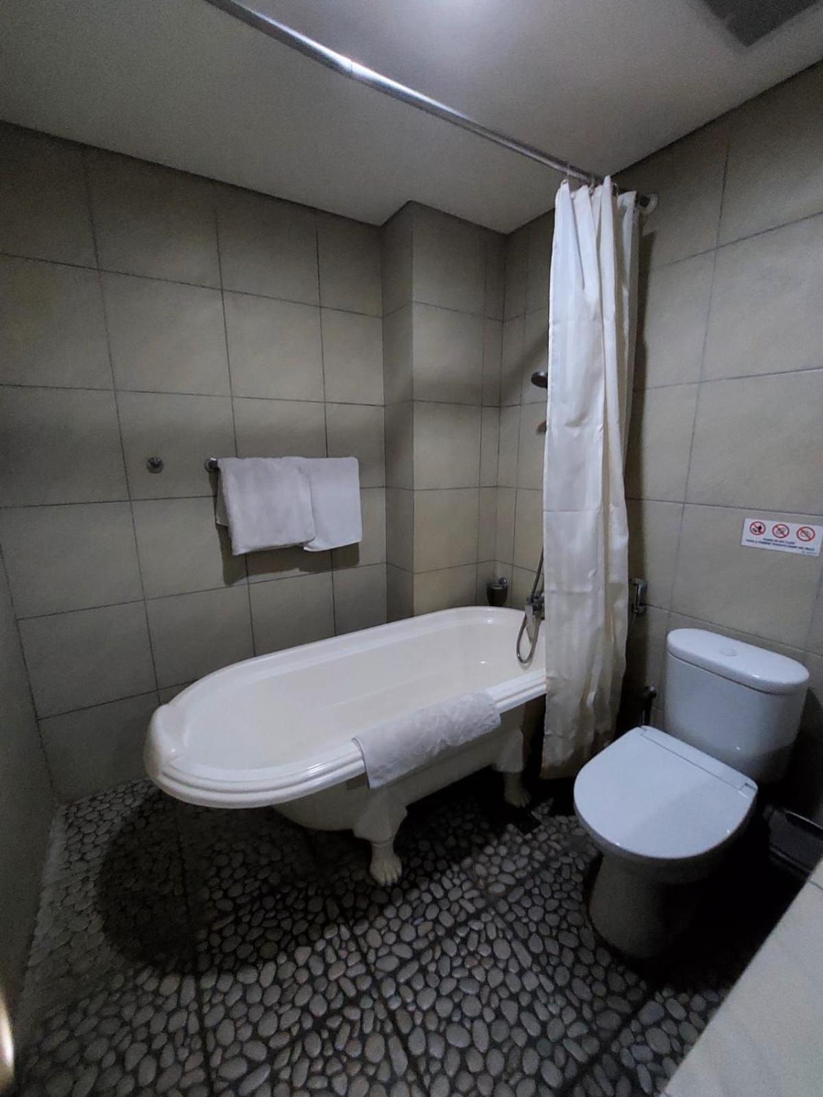 Apartemen Senayan Джакарта Екстериор снимка